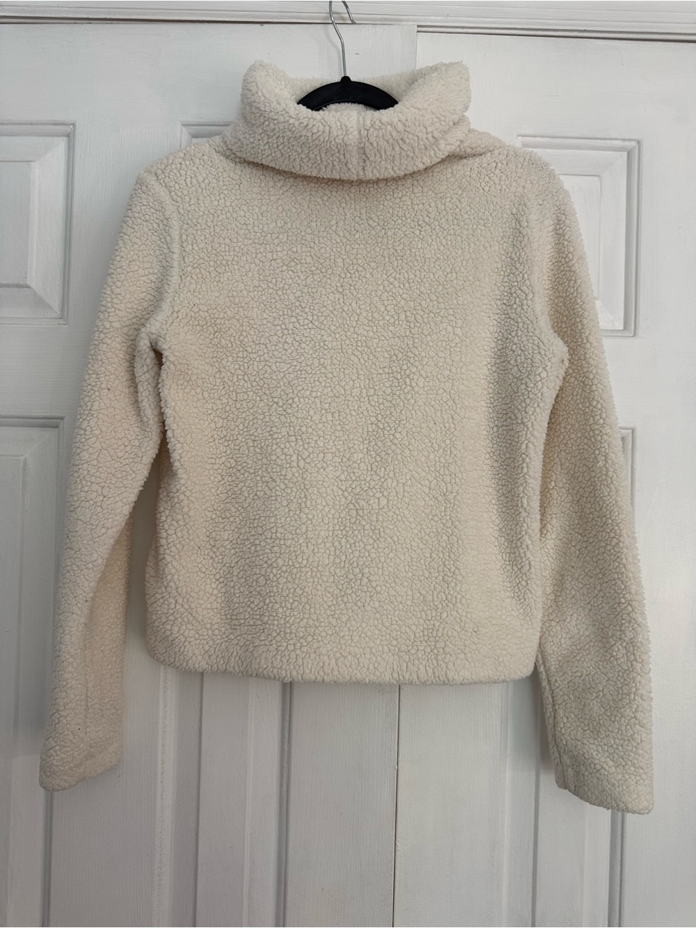 ALO yoga Sherpa Turtle-Neck